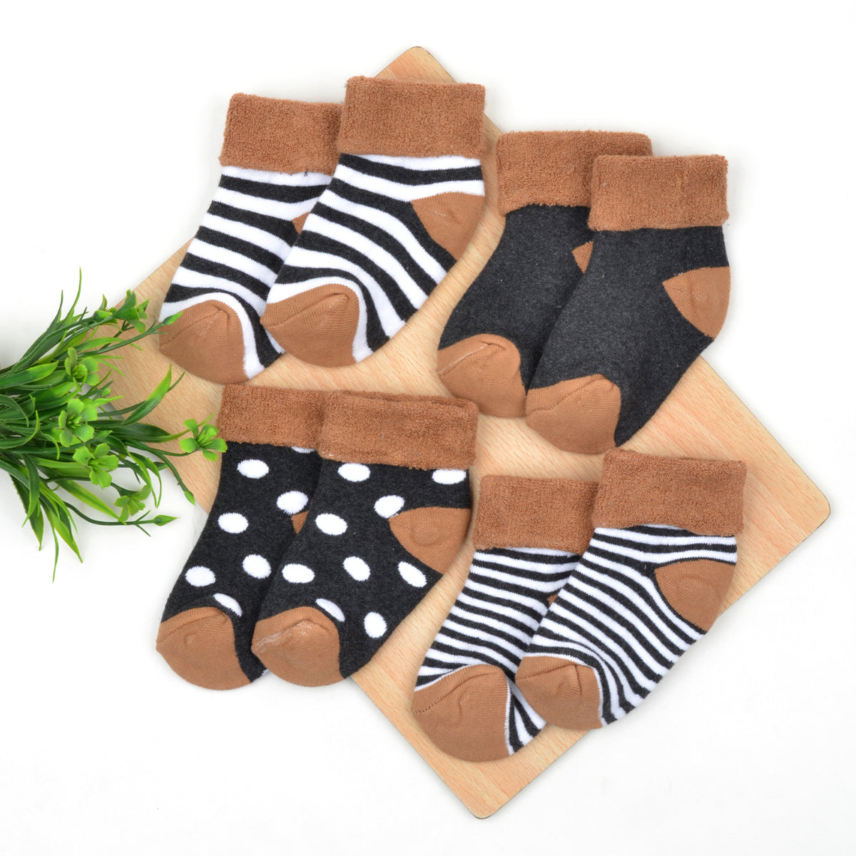 Footprints Super Soft Organic Cotton Unisex Kids Terry Socks| Brown | 12-24 Months| Pack Of 4